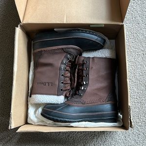 LL Bean Snow Boots (8M,9W)